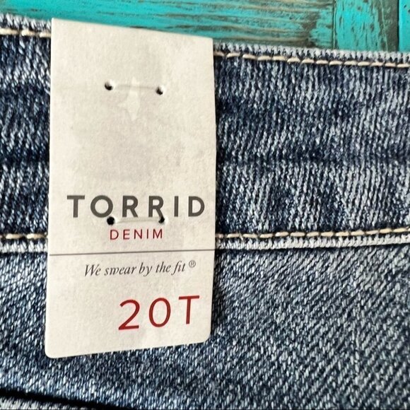 Torrid High Rise Straight Distressed Jeans Size 20 NWT - Picture 14 of 16